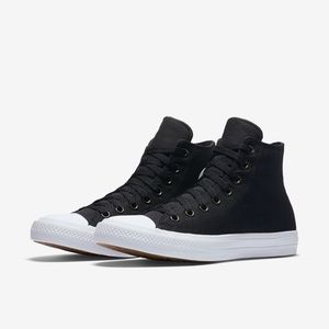 Converse Chuck Taylor II’s